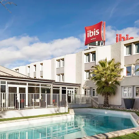 Ibis Ξενοδοχείο Αρλ